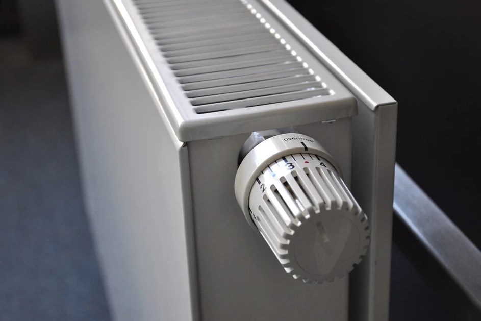 Отопление при помощи электрического котла и радиаторов